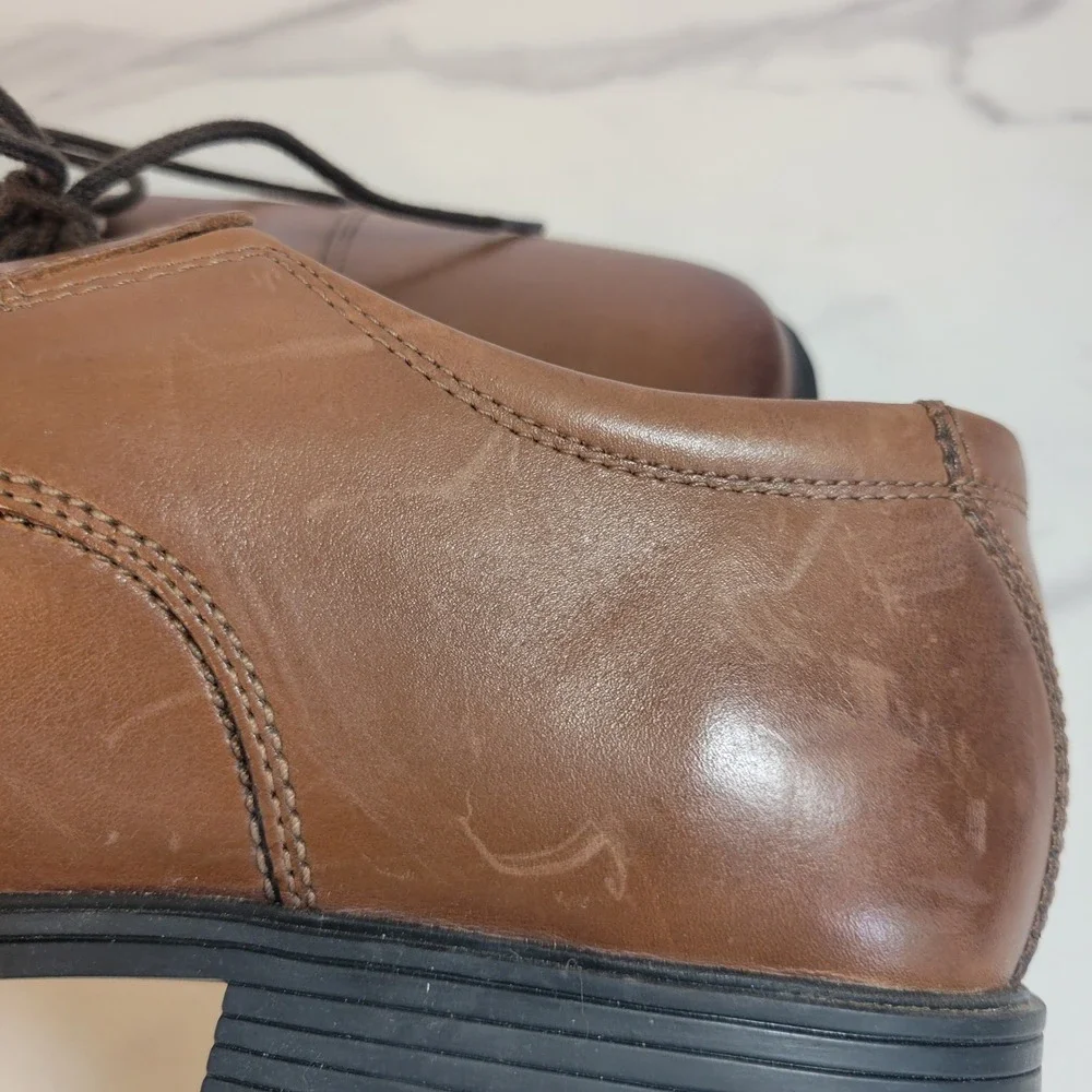 Clarks Collection Tilden Cap Brown Leather Oxford Mens Dress Shoes Size 9.5 M